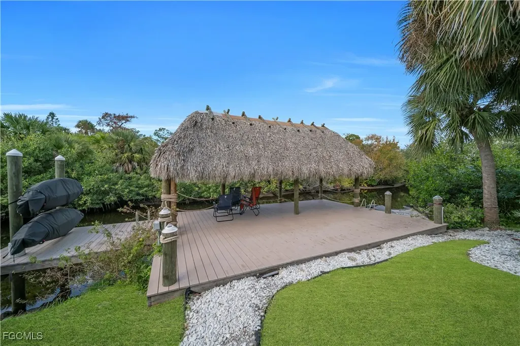 15361 River Cove Court North Fort Myers FL 33917