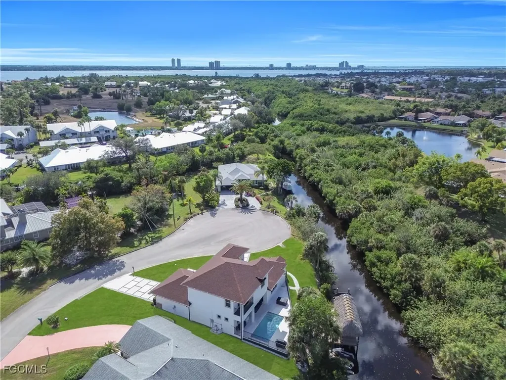 15361 River Cove Court North Fort Myers FL 33917