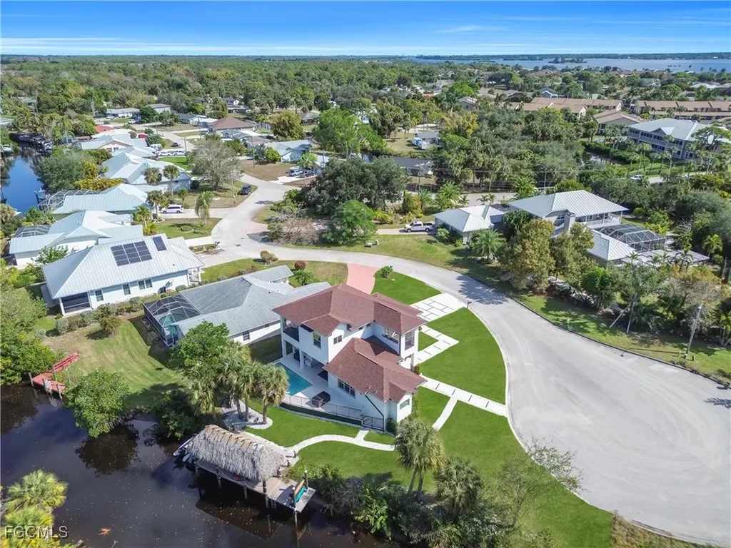15361 River Cove Court North Fort Myers FL 33917