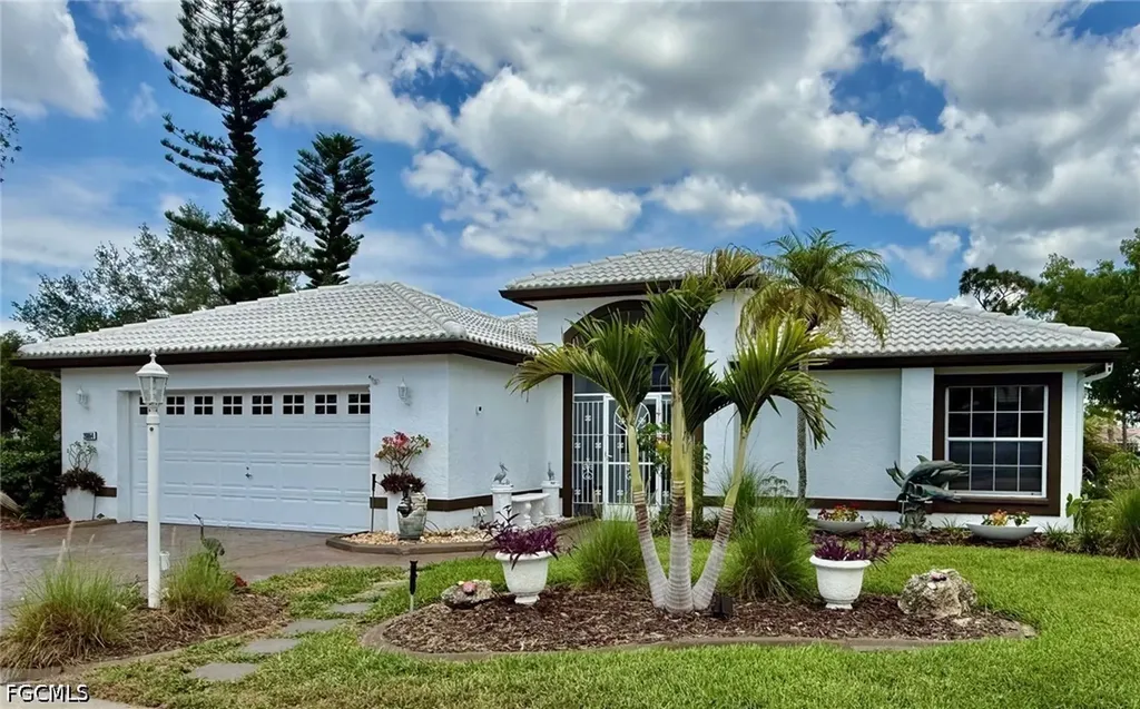 20864 Santorini Way North Fort Myers FL 33917