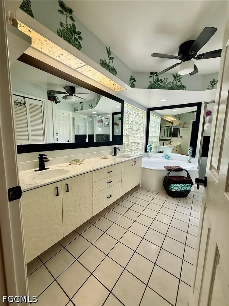20864 Santorini Way North Fort Myers FL 33917