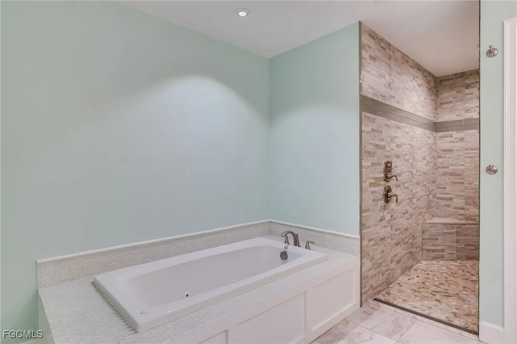 5824 Wild Fig Lane Fort Myers FL 33919