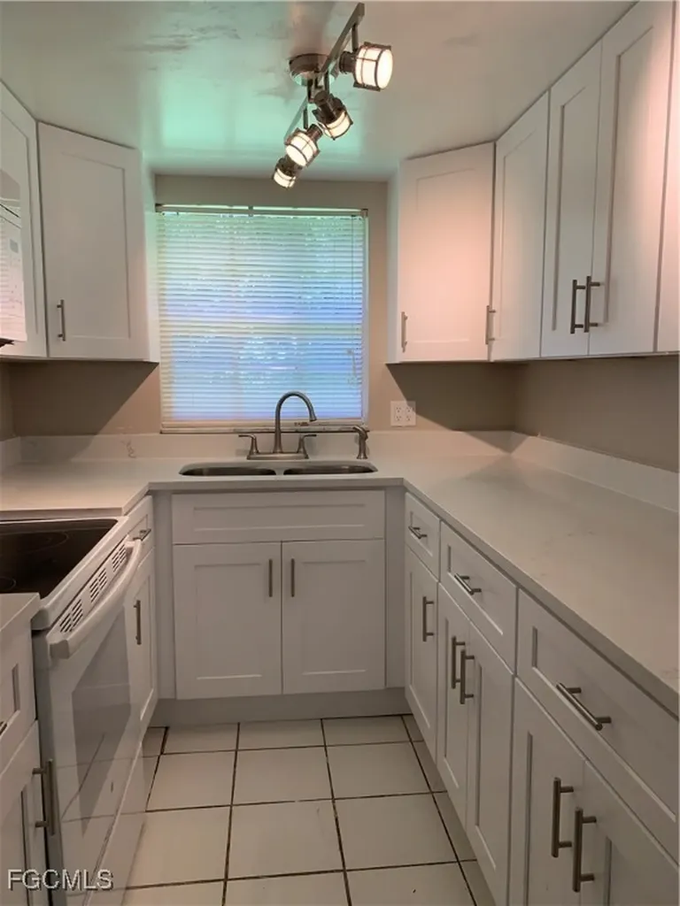 815 Courtington Lane Fort Myers FL 33919