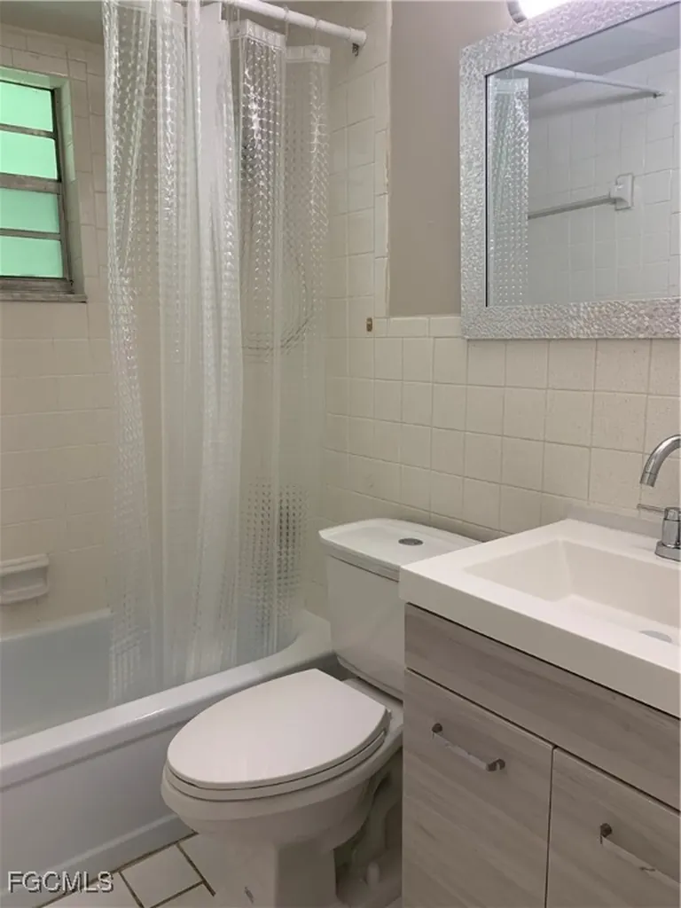 815 Courtington Lane Fort Myers FL 33919