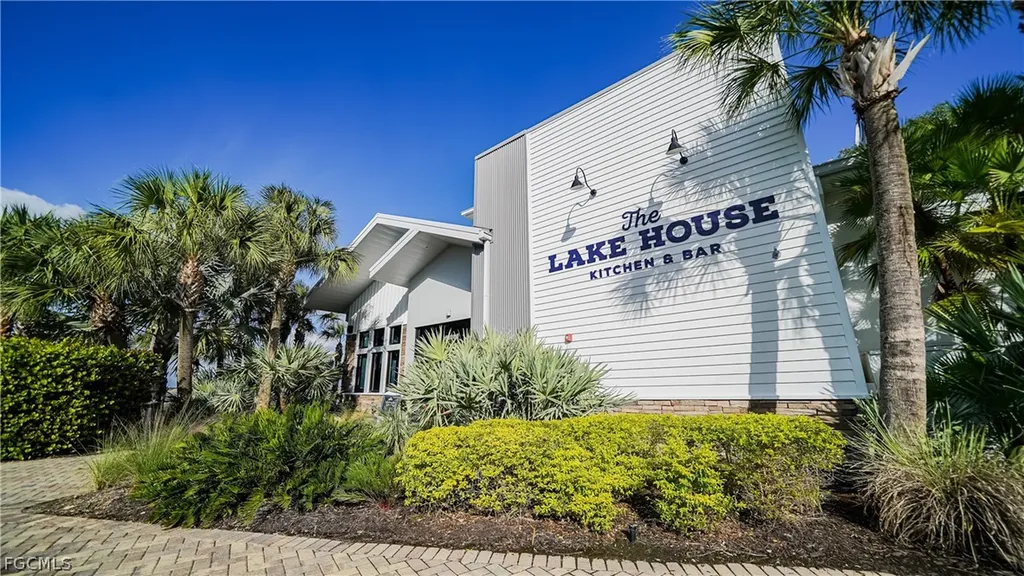 17884 Wayside Bend Punta Gorda FL 33982