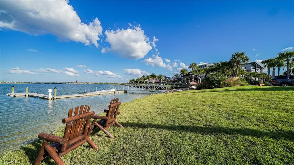17884 Wayside Bend Punta Gorda FL 33982