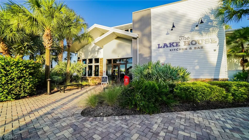 17884 Wayside Bend Punta Gorda FL 33982