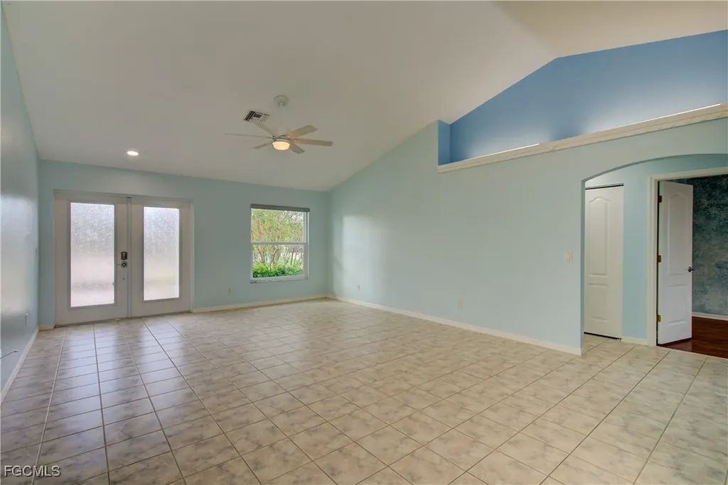 2803 SW 34th Terrace Cape Coral FL 33914