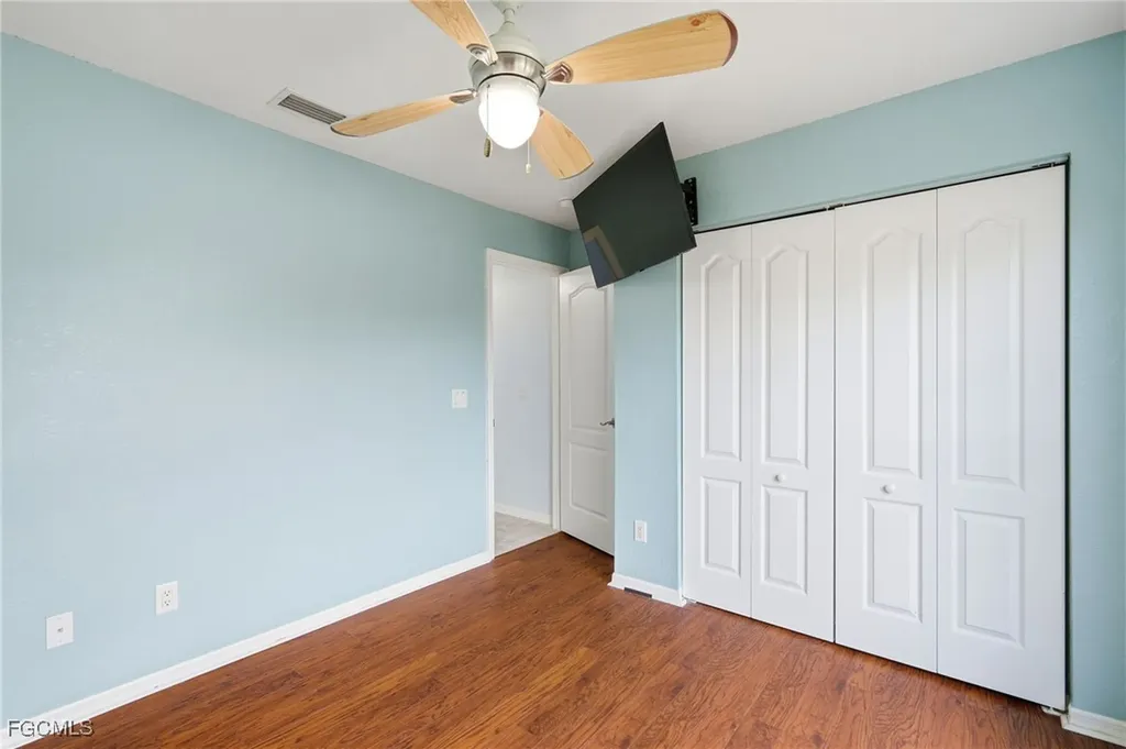 2803 SW 34th Terrace Cape Coral FL 33914