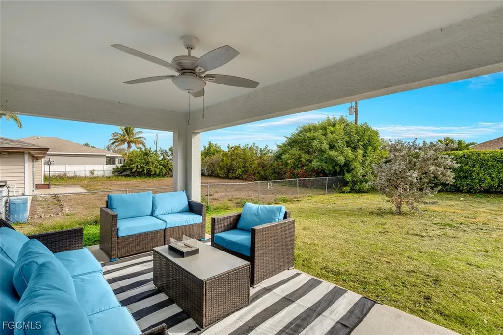 1327 NE 12th Avenue Cape Coral FL 33909