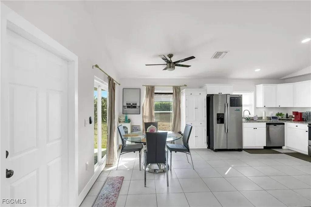 1327 NE 12th Avenue Cape Coral FL 33909