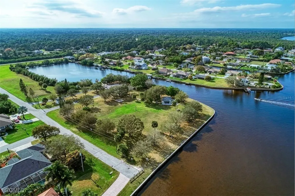 12157 Strett Avenue Port Charlotte FL 33981
