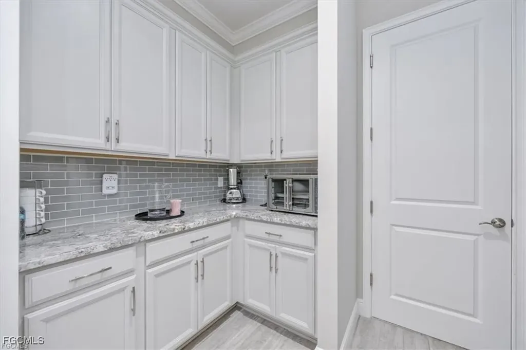 3845 Helmsman Drive Naples FL 34120