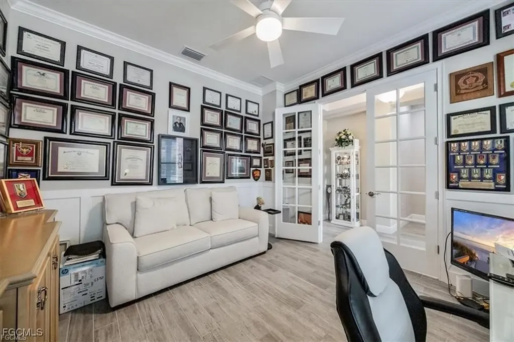 3845 Helmsman Drive Naples FL 34120