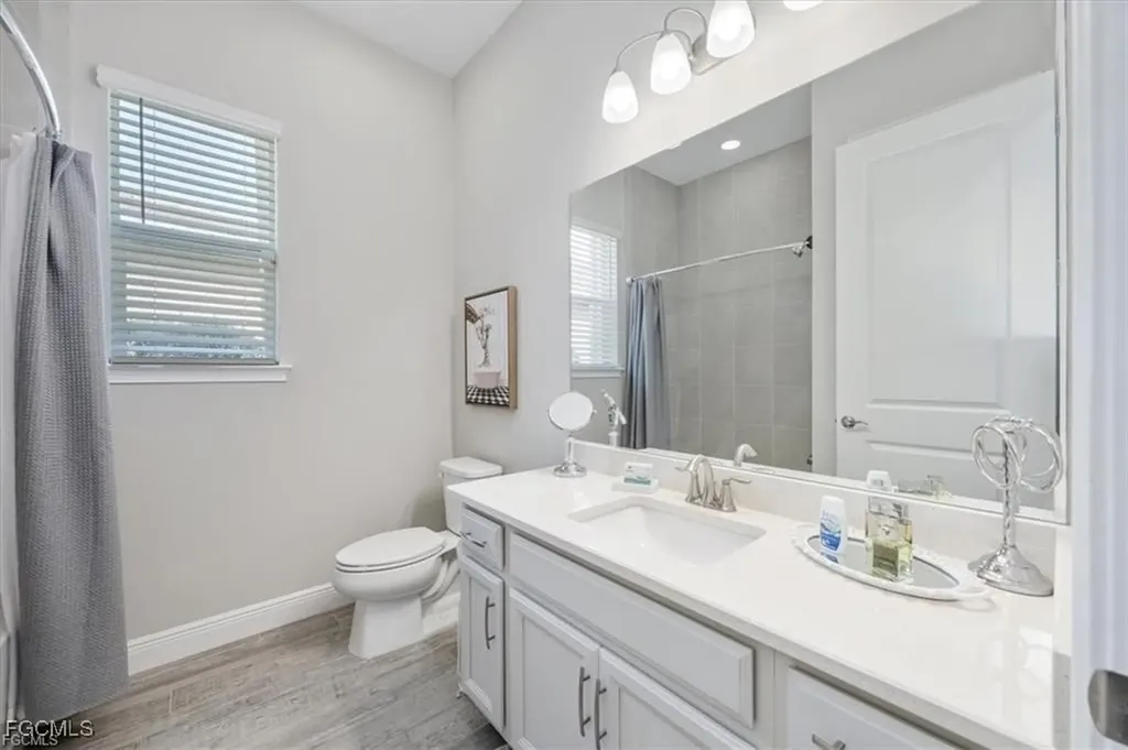 3845 Helmsman Drive Naples FL 34120