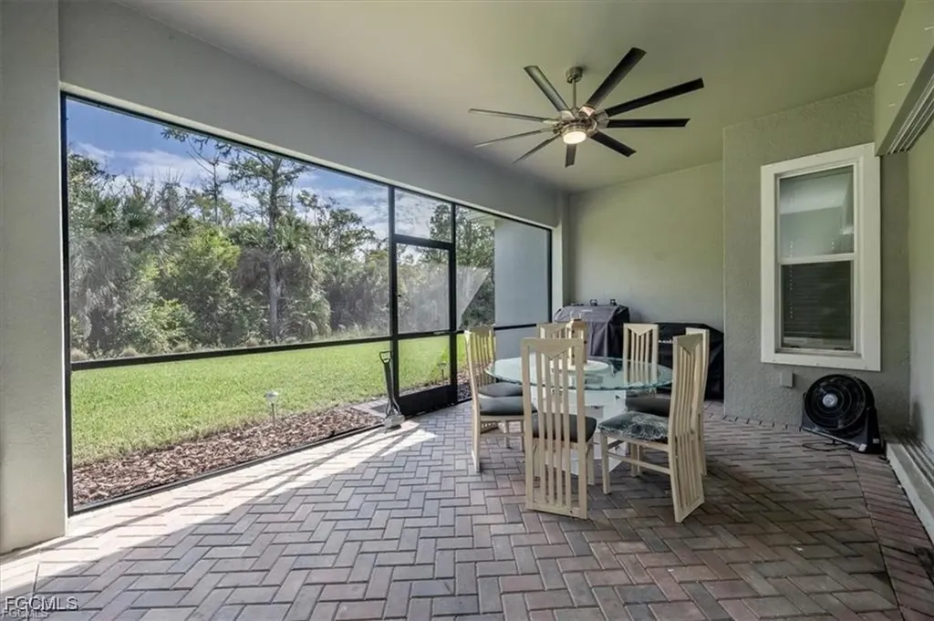 3845 Helmsman Drive Naples FL 34120