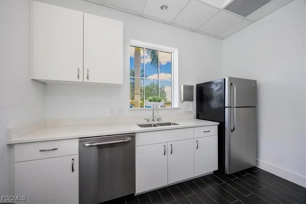 3845 Helmsman Drive Naples FL 34120