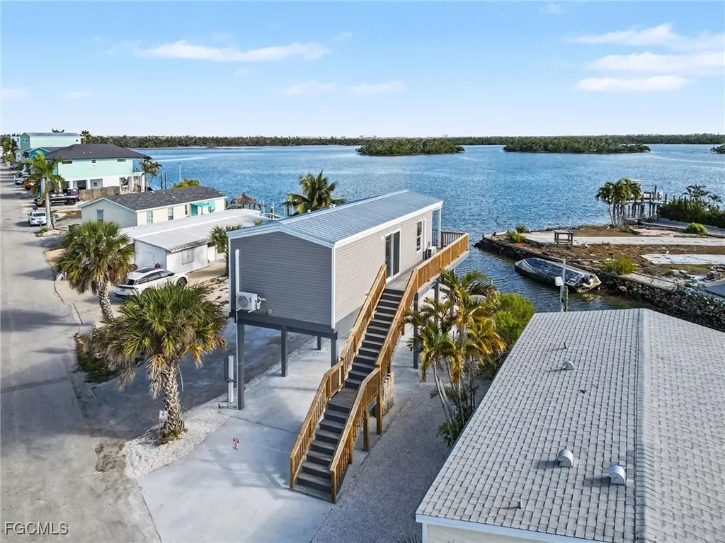 69 Emily Lane Fort Myers Beach FL 33931