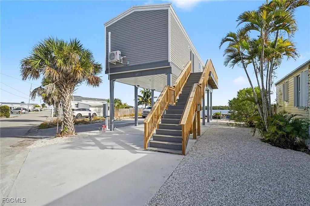69 Emily Lane Fort Myers Beach FL 33931