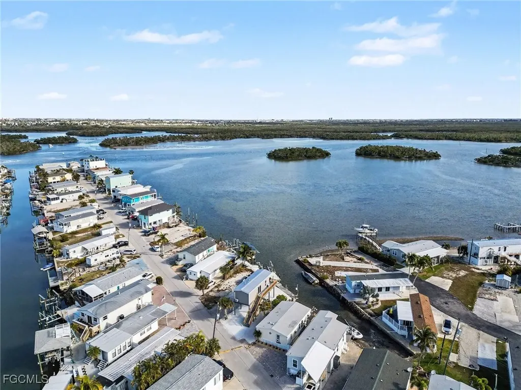 69 Emily Lane Fort Myers Beach FL 33931