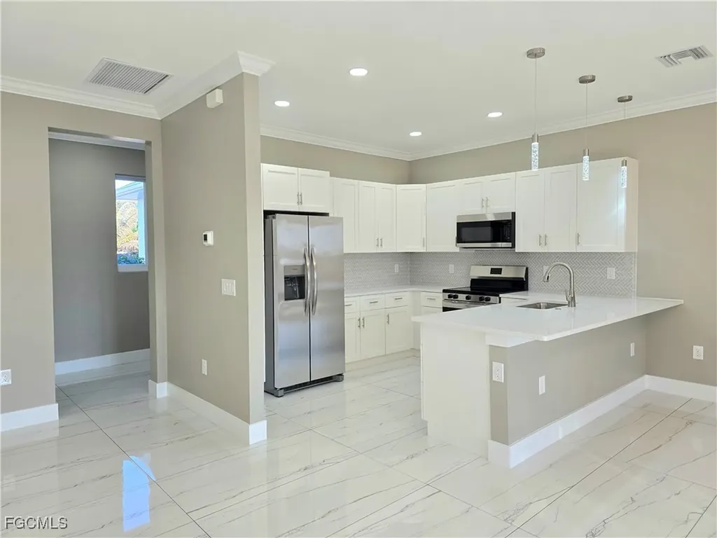 1219 Hibiscus Avenue Lehigh Acres FL 33972