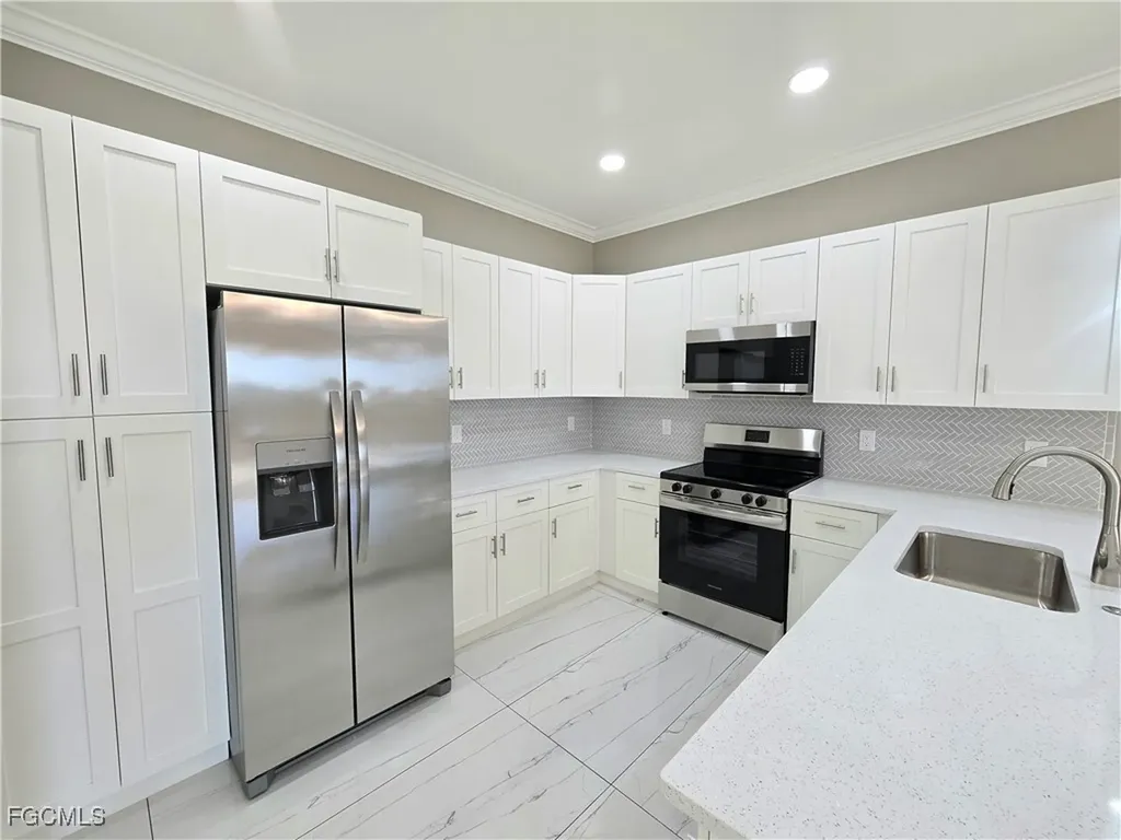 1219 Hibiscus Avenue Lehigh Acres FL 33972