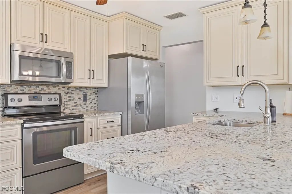 9201 Marigold Court Fort Myers FL 33919