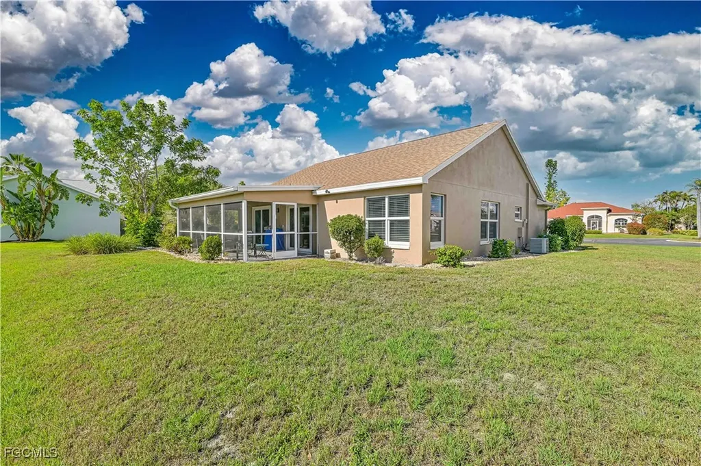 9201 Marigold Court Fort Myers FL 33919