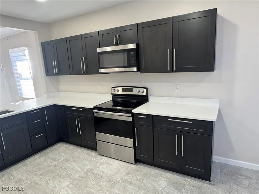 1004 Diplomat Parkway W Cape Coral FL 33993