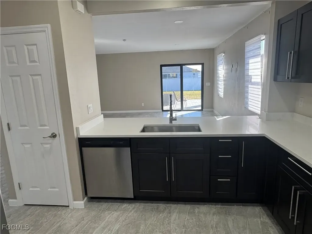 1004 Diplomat Parkway W Cape Coral FL 33993