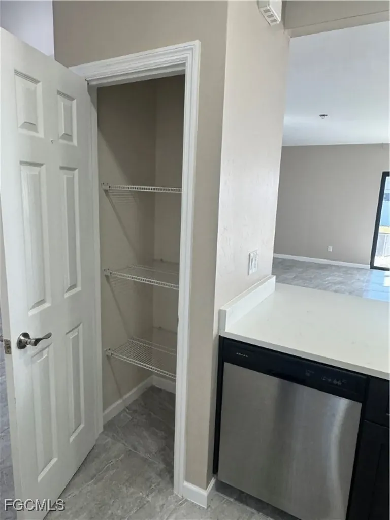 1004 Diplomat Parkway W Cape Coral FL 33993