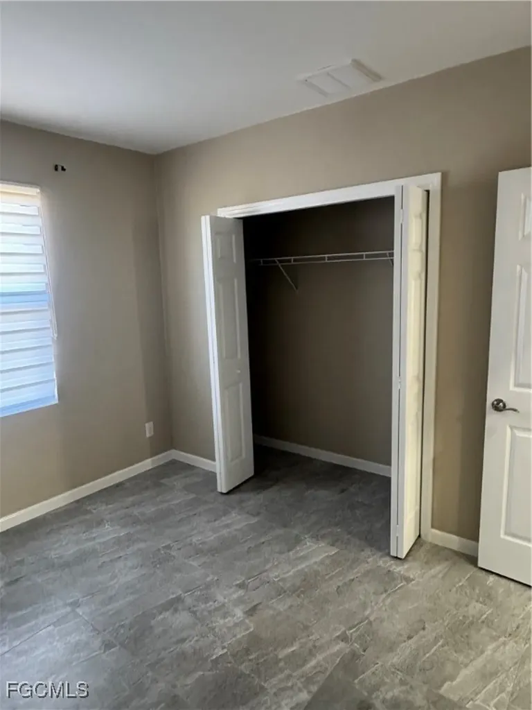 1004 Diplomat Parkway W Cape Coral FL 33993