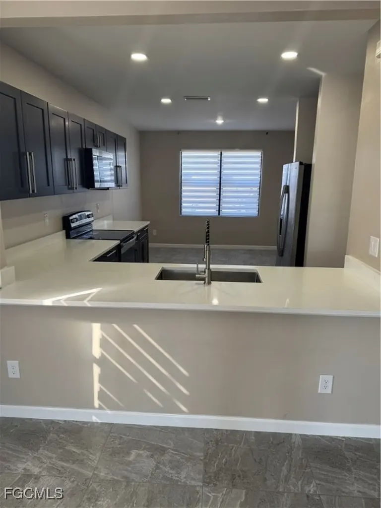 1004 Diplomat Parkway W Cape Coral FL 33993