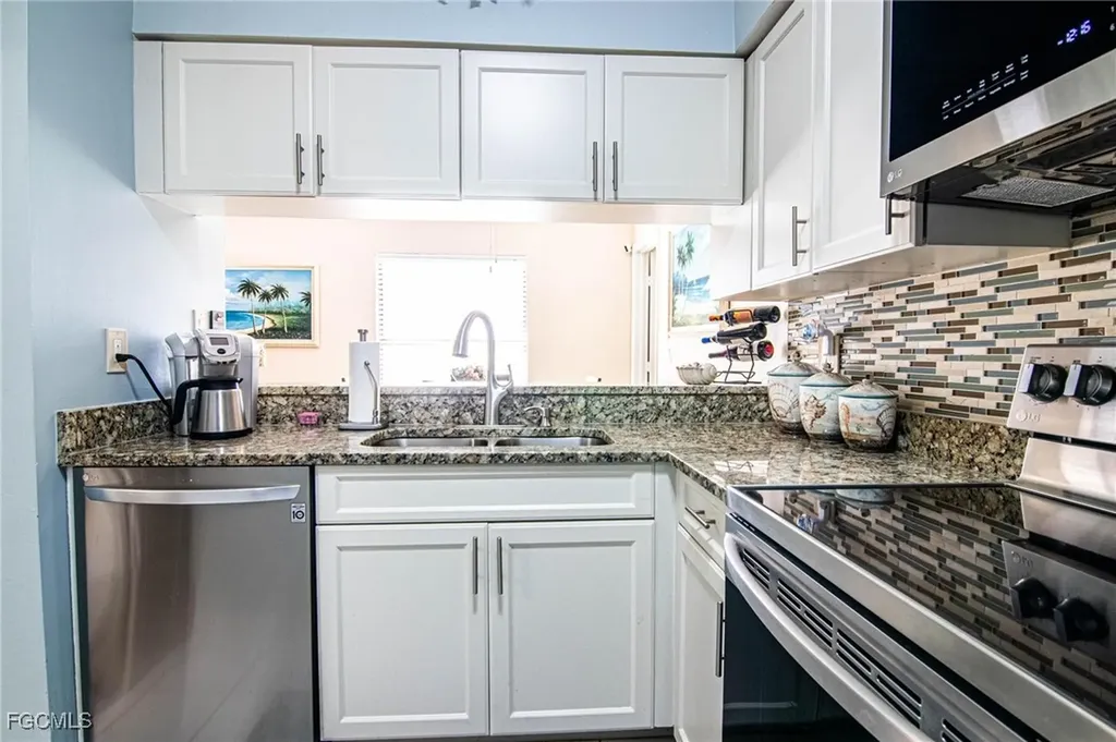 13199 Whitehaven Lane Fort Myers FL 33966