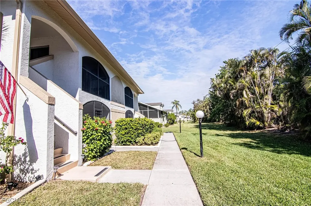 13199 Whitehaven Lane Fort Myers FL 33966