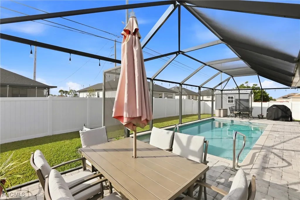 214 NE 24th Terrace Cape Coral FL 33909