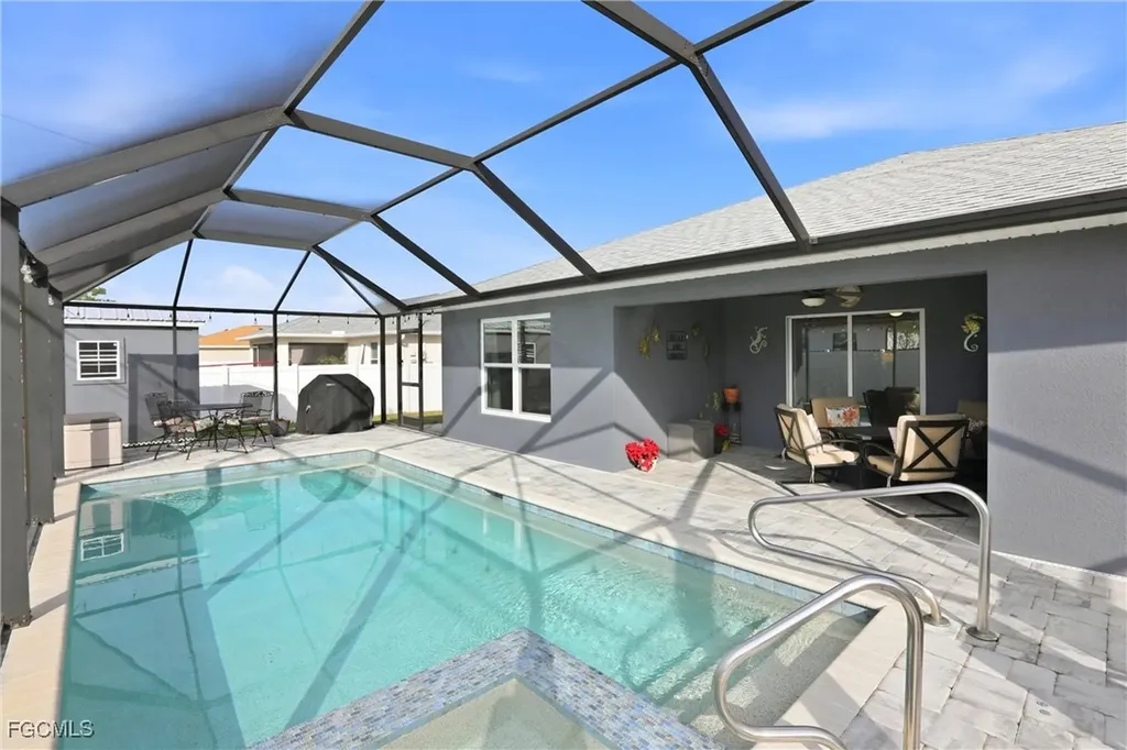 214 NE 24th Terrace Cape Coral FL 33909