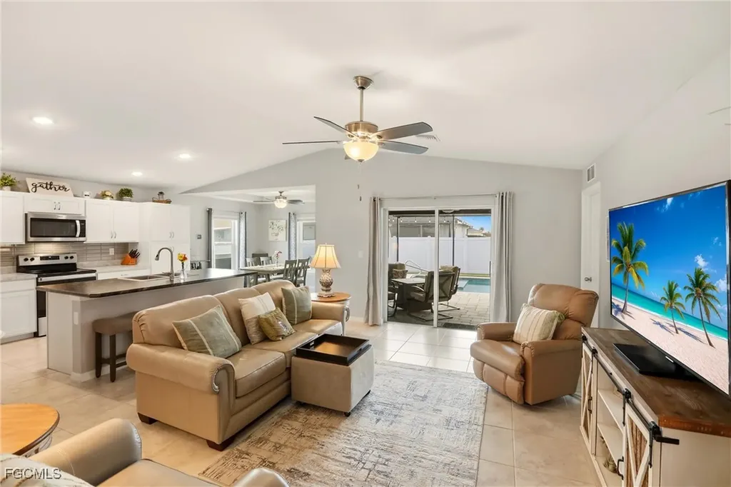 214 NE 24th Terrace Cape Coral FL 33909