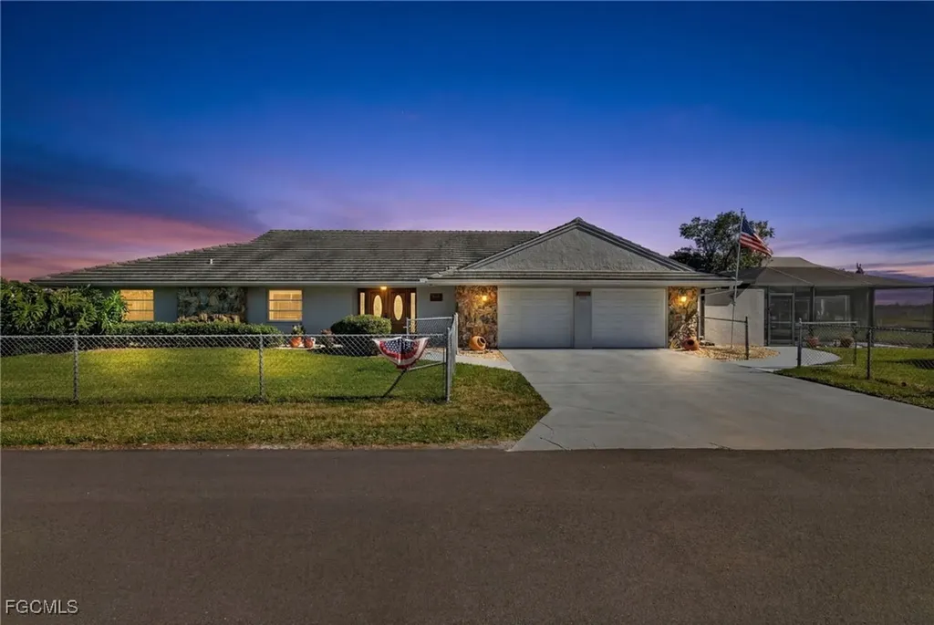 1818 Cherie Lane North Fort Myers FL 33917