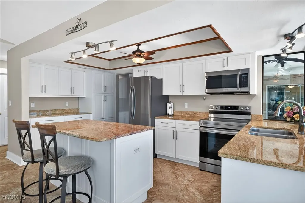 1818 Cherie Lane North Fort Myers FL 33917