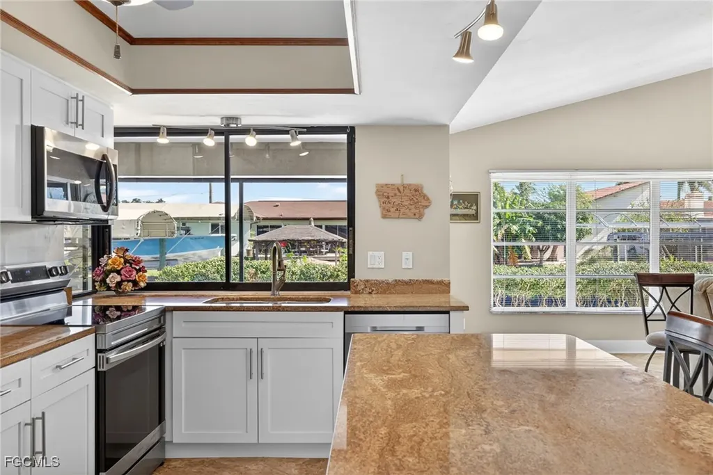 1818 Cherie Lane North Fort Myers FL 33917