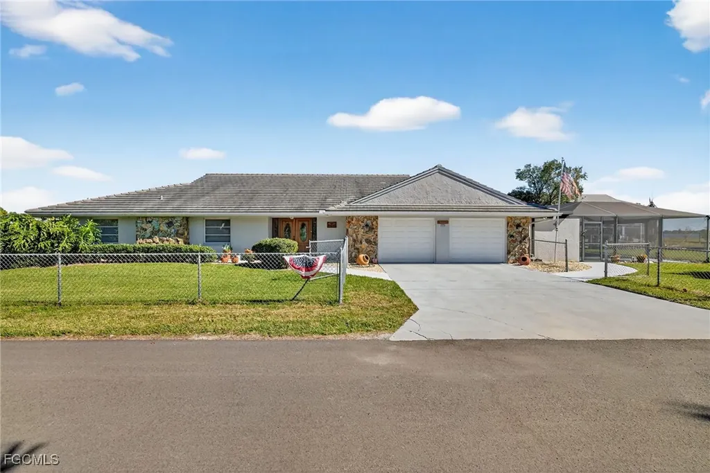 1818 Cherie Lane North Fort Myers FL 33917