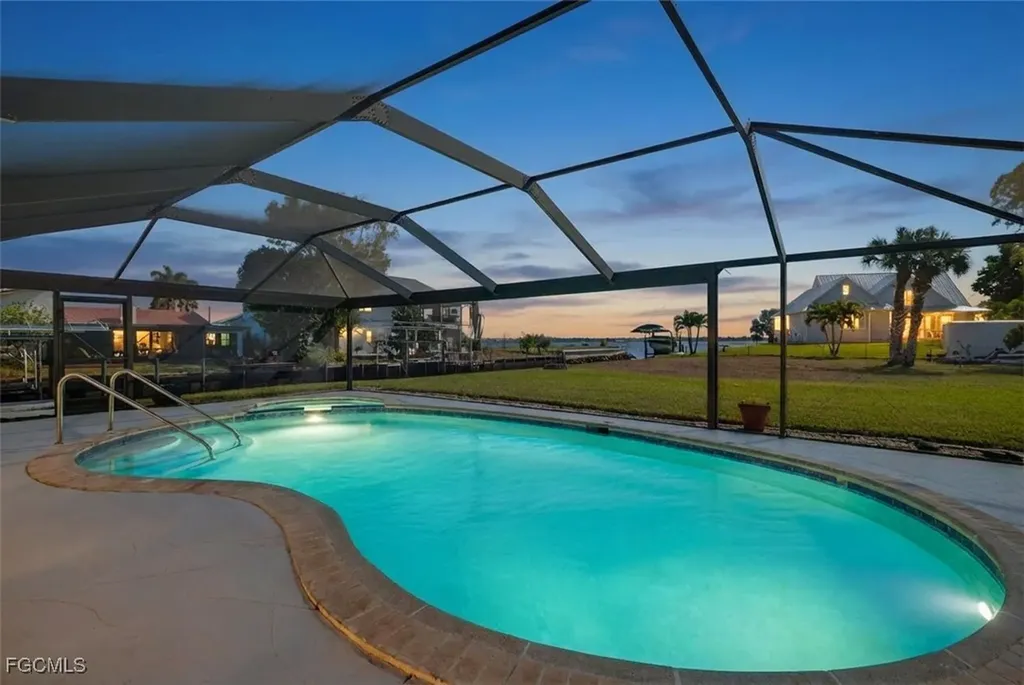 1818 Cherie Lane North Fort Myers FL 33917