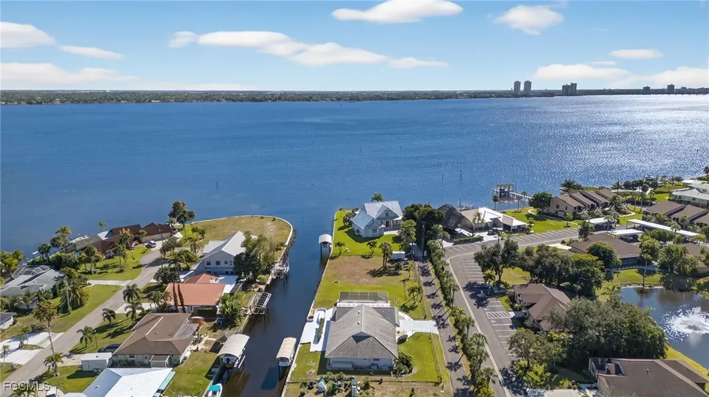 1818 Cherie Lane North Fort Myers FL 33917