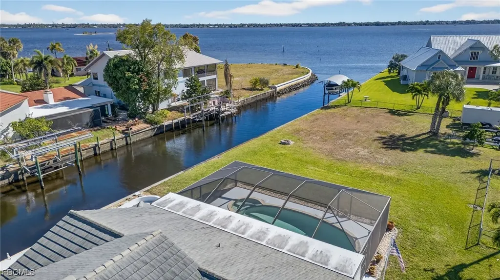 1818 Cherie Lane North Fort Myers FL 33917