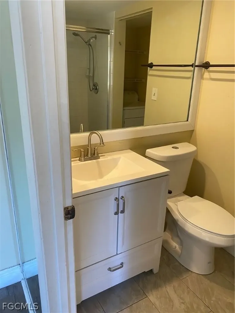 5245 Cedarbend Drive Fort Myers FL 33919