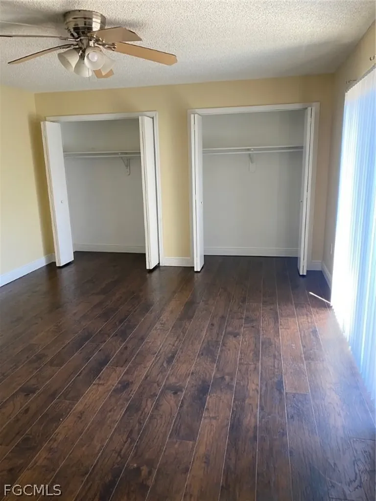 5245 Cedarbend Drive Fort Myers FL 33919