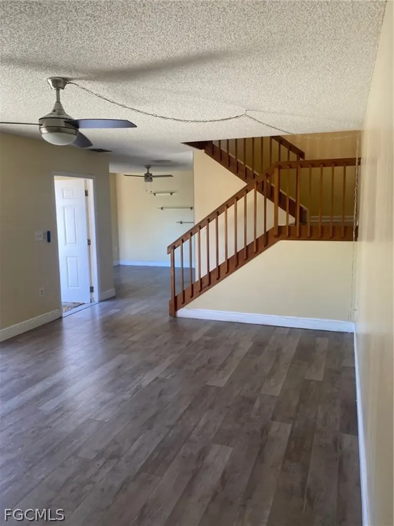 5245 Cedarbend Drive Fort Myers FL 33919