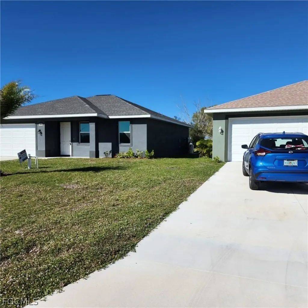 Punta Gorda FL, 30030 Red Pine Road