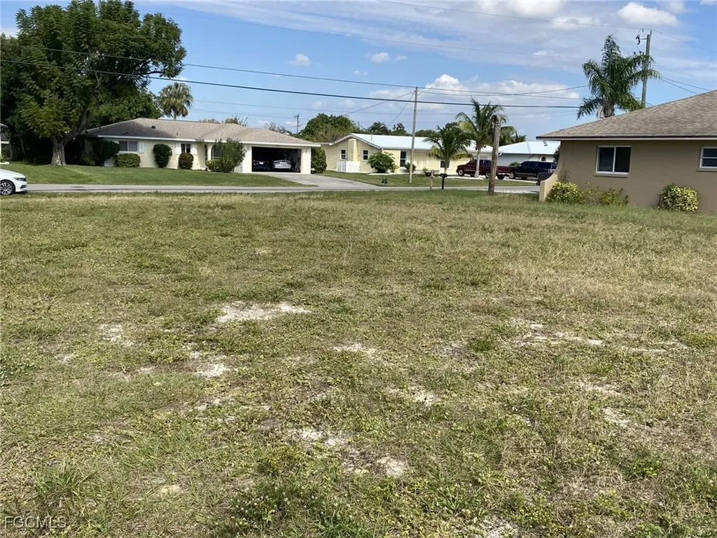 1418 SE 15th Terrace Cape Coral FL 33990